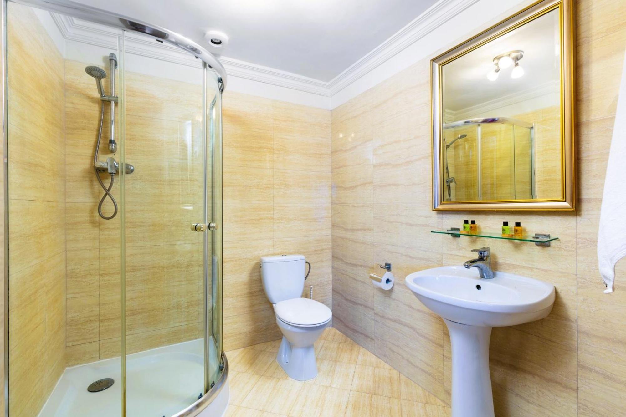 Palacyk Otrebusy Business & Spa ภายนอก รูปภาพ